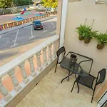 Piso Red Harmony Апартаменты
